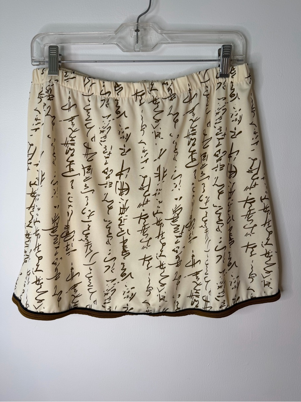 LBH Cream Black Asian tennis skirt size medium golf calligraphy elastic waist